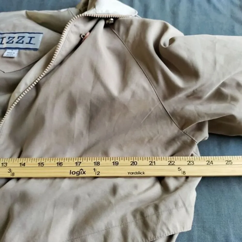 IZZI Outerwear Women M Tan Coat/Jacket Full Zip Detachable Hood Zip Button Close - Picture 7 of 9